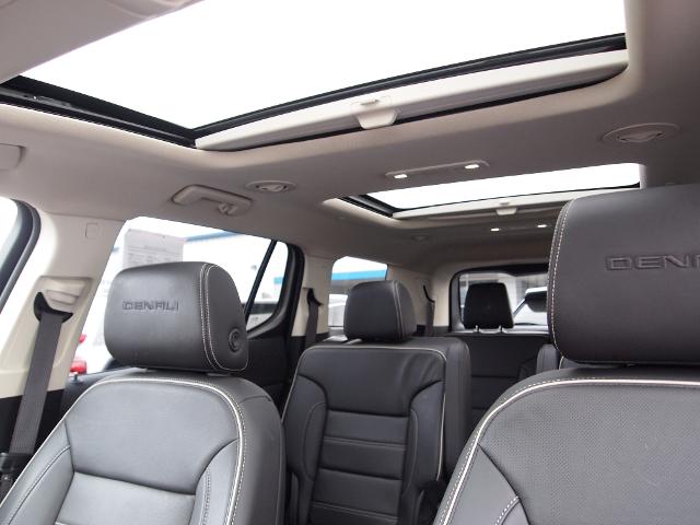 2022 GMC Acadia Vehicle Photo in MADISON, IN 47250-1611
