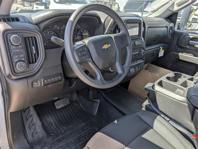2025 Chevrolet Silverado 3500 HD CC Vehicle Photo in ENGLEWOOD, CO 80113-6708