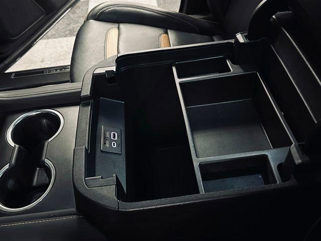 2021 GMC Yukon Vehicle Photo in MEDINA, OH 44256-9631
