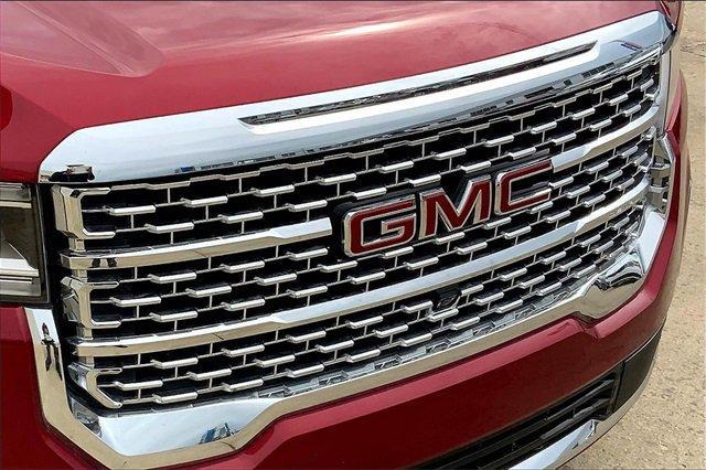 2022 GMC Acadia Vehicle Photo in TOPEKA, KS 66609-0000