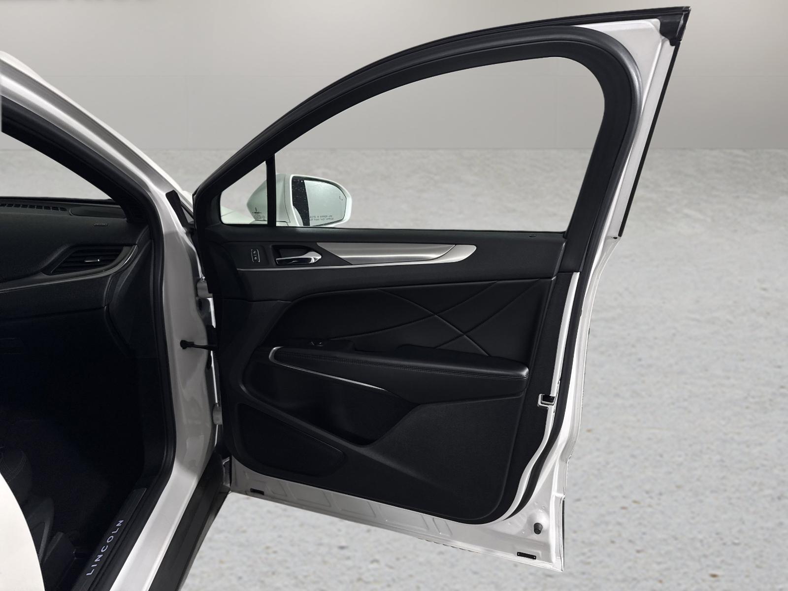 2019 Lincoln MKC Vehicle Photo in GEORGETOWN, TX 78626-7508
