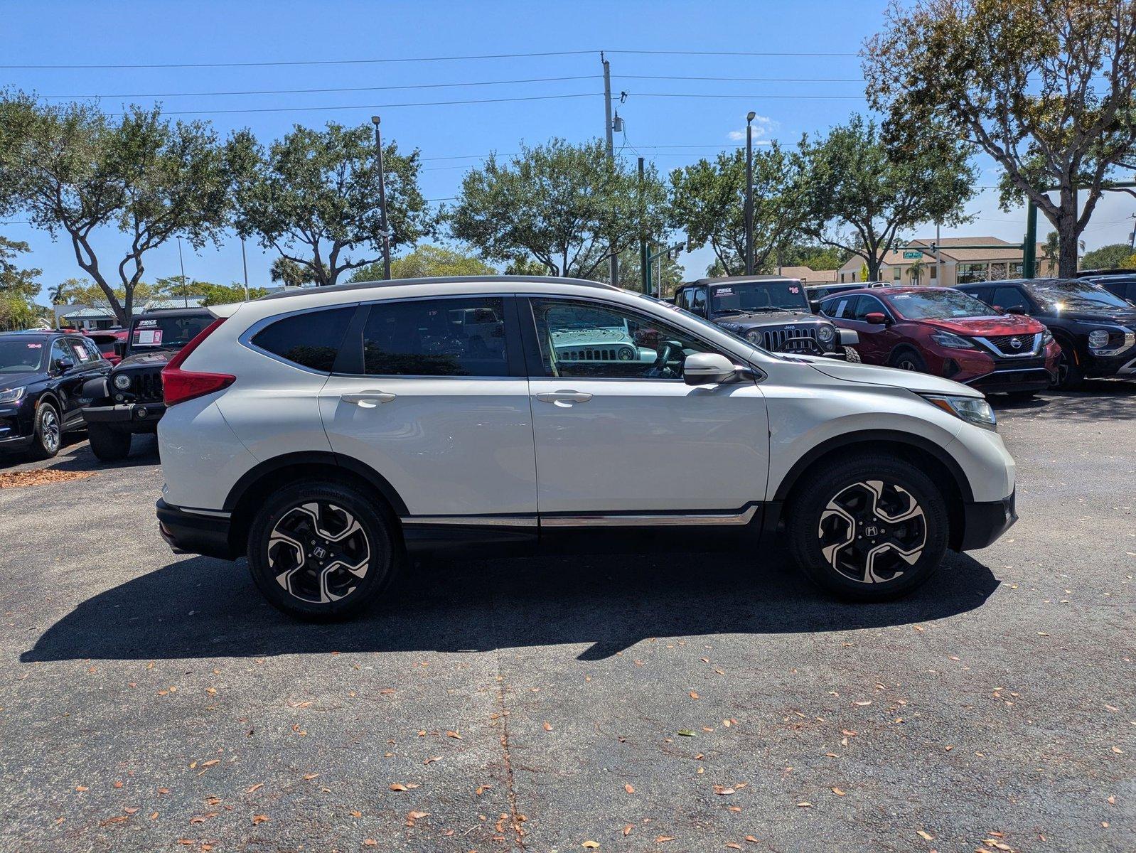 2018 Honda CR-V Vehicle Photo in GREENACRES, FL 33463-3207