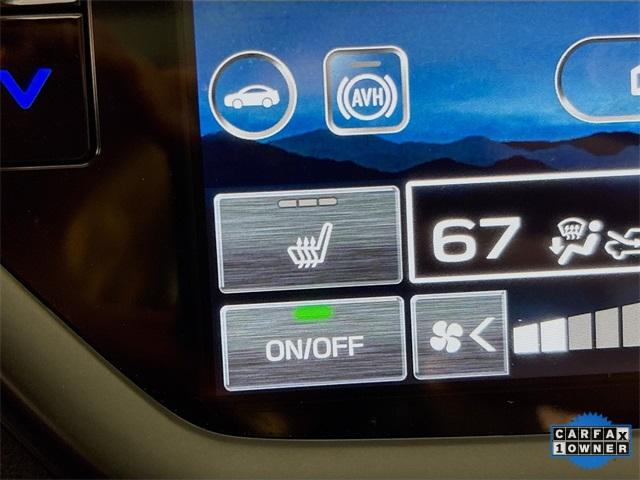 2024 Subaru Ascent Vehicle Photo in Puyallup, WA 98371