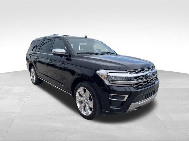 2023 Ford Expedition Max Vehicle Photo in MEDINA, OH 44256-9631