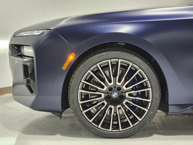 2025 BMW i7 Vehicle Photo in GRAPEVINE, TX 76051