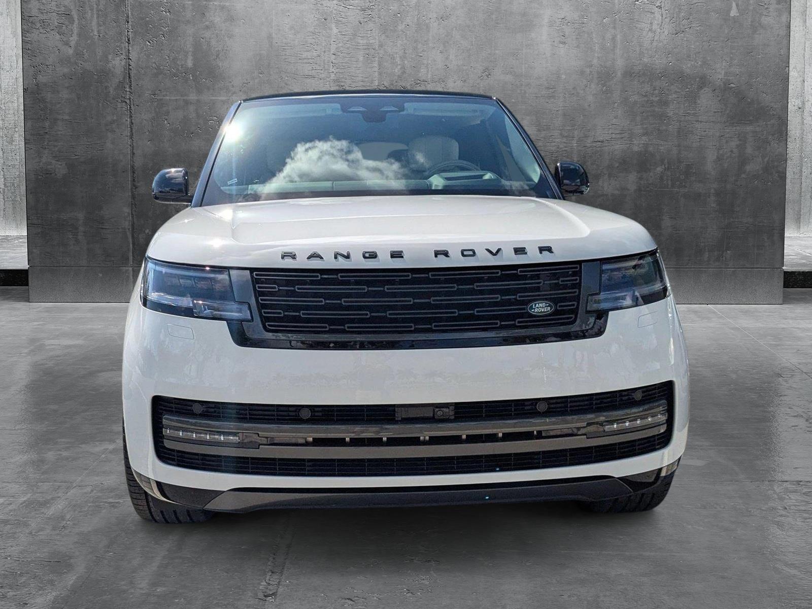 2025 Land Rover Range Rover Vehicle Photo in Pompano Beach, FL 33064