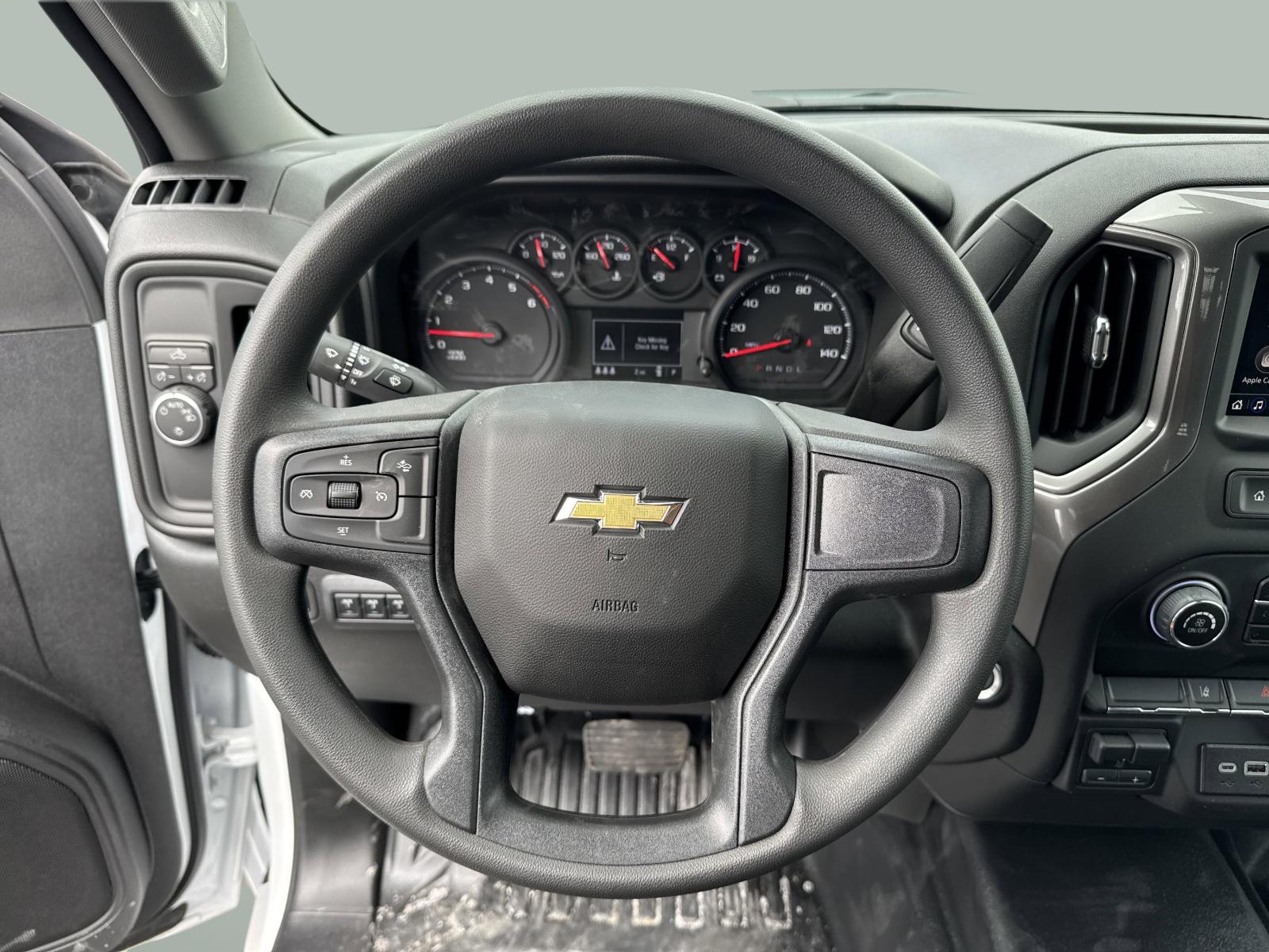 2025 Chevrolet Silverado 3500 HD Chassis Cab Vehicle Photo in GEORGETOWN, TX 78626-7508