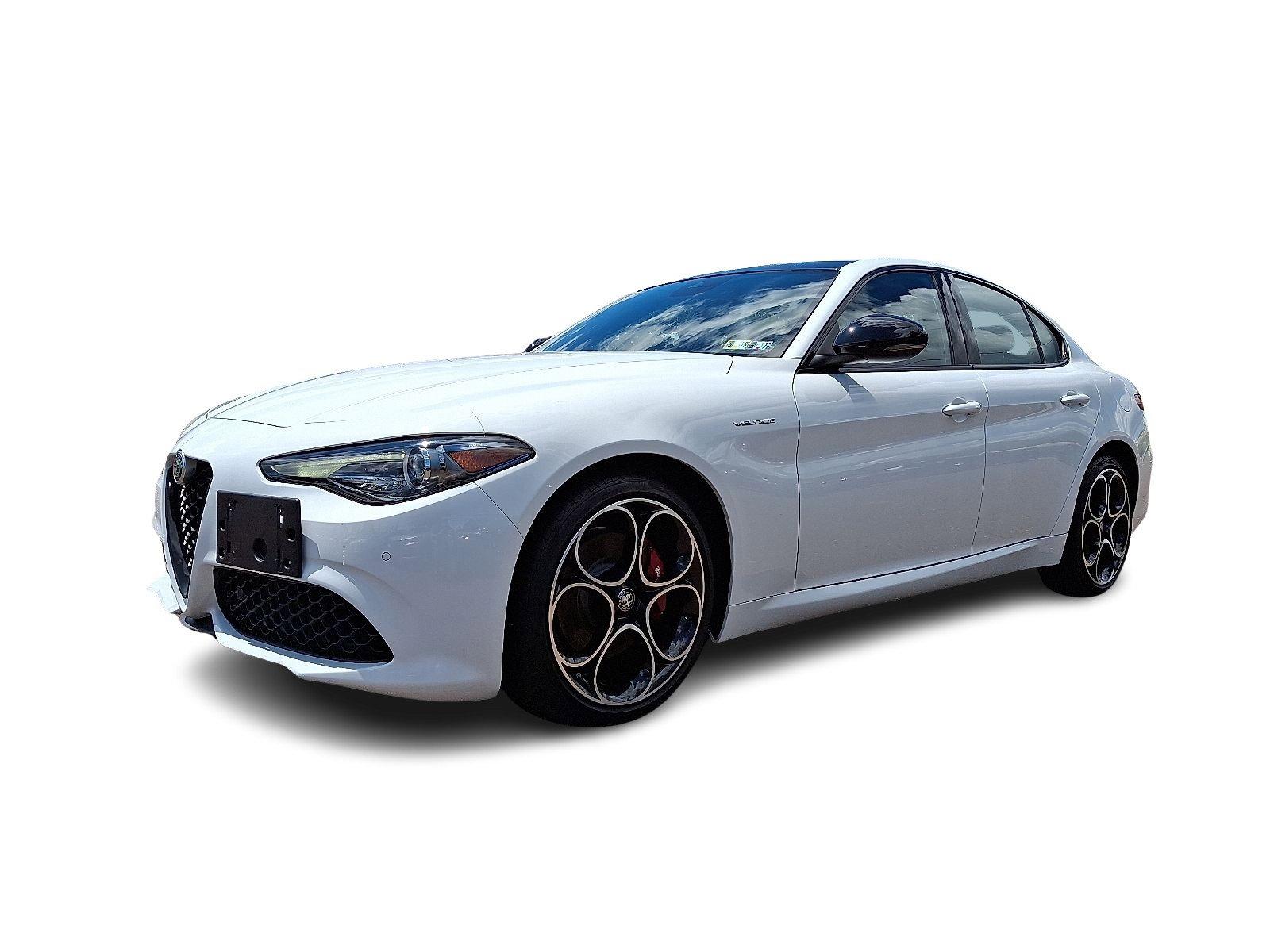 2022 Alfa Romeo Giulia Vehicle Photo in Willow Grove, PA 19090
