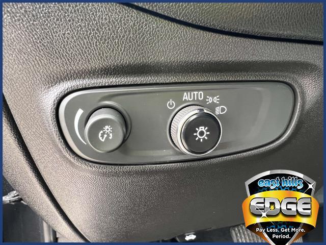 2022 Chevrolet Equinox Vehicle Photo in Roslyn, NY 11576