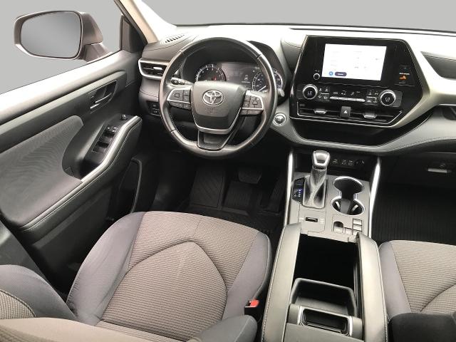 2023 Toyota Highlander Vehicle Photo in GREEN BAY, WI 54303-3330