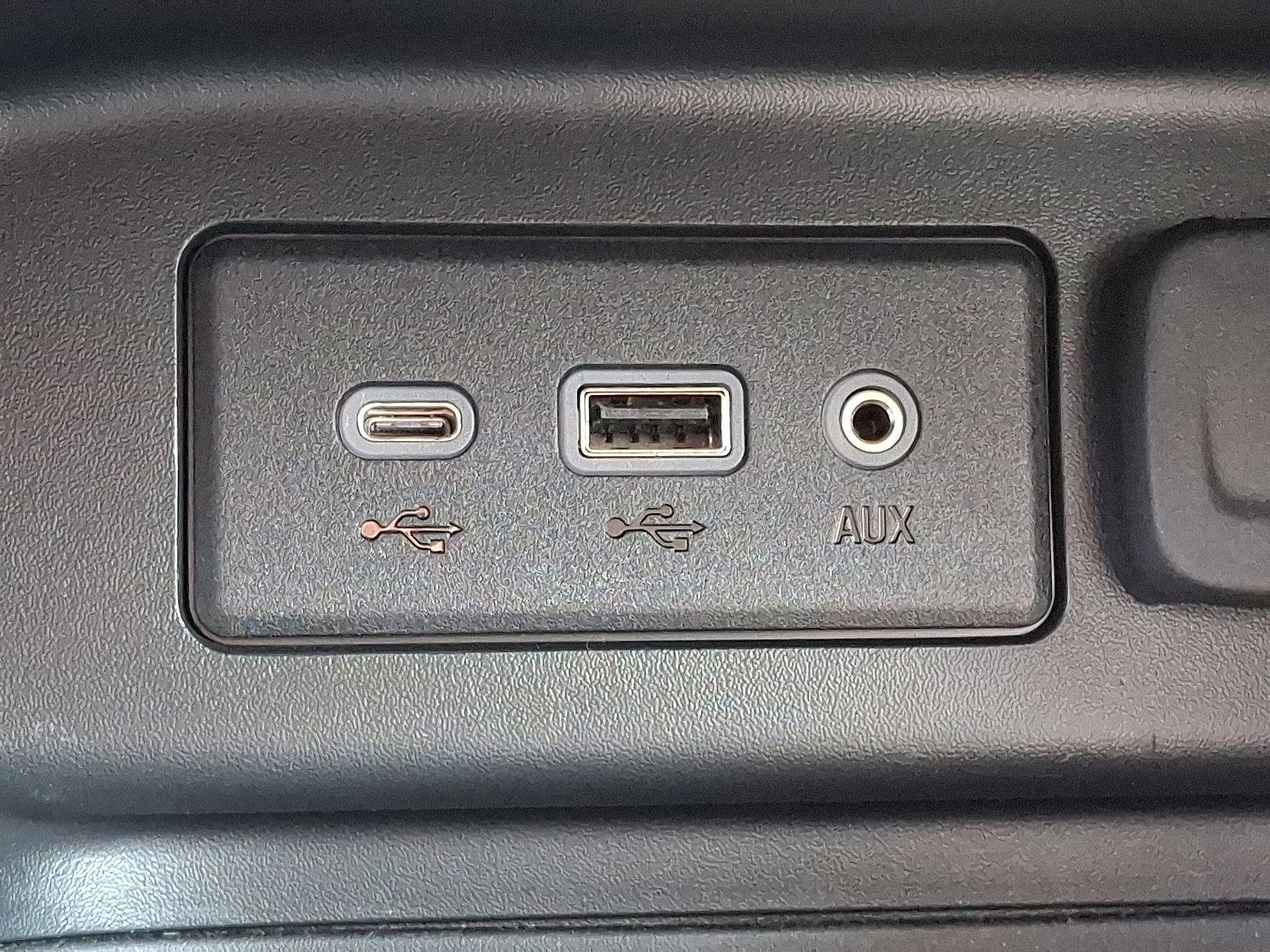 2023 Chevrolet Equinox Vehicle Photo in BETHLEHEM, PA 18017-9401