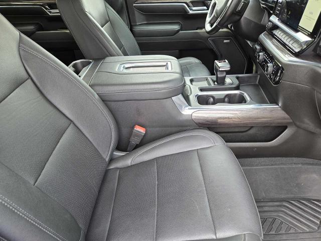 2022 Chevrolet Silverado 1500 Vehicle Photo in DENTON, TX 76210-9321