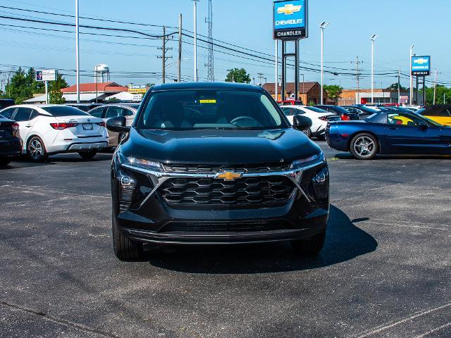 2025 Chevrolet Trax Vehicle Photo in MADISON, IN 47250-1611