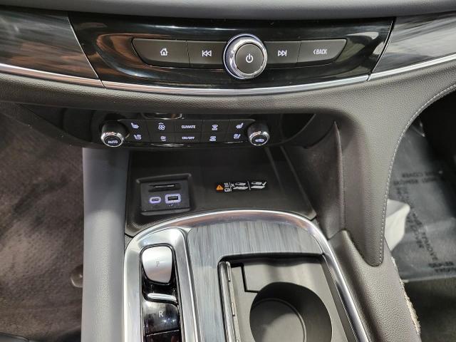 2024 Buick Enclave Vehicle Photo in NEENAH, WI 54956-2243
