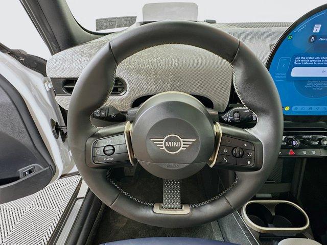 2025 MINI Cooper S Hardtop 4 Door Vehicle Photo in Doylestown, PA 18902