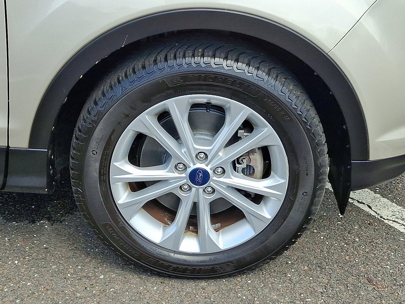 2017 Ford Escape Vehicle Photo in Trevose, PA 19053