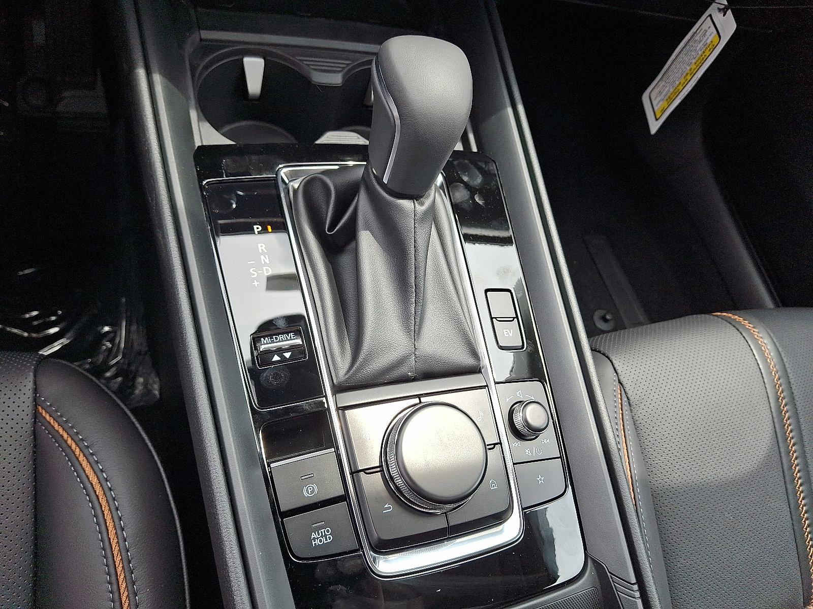 2025 Mazda CX-50 Hybrid Vehicle Photo in Harrisburg, PA 17111