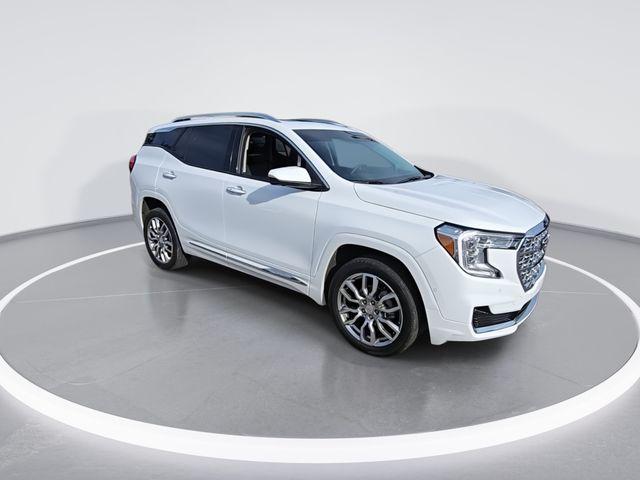 2023 GMC Terrain Vehicle Photo in Pleasant Hills, PA 15236