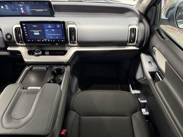 2025 Ford Expedition Vehicle Photo in Ogallala, NE 69153