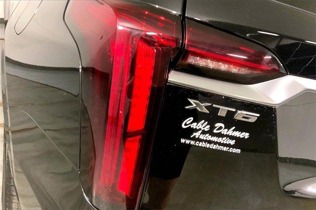 2025 Cadillac XT6 Vehicle Photo in KANSAS CITY, MO 64114-4502