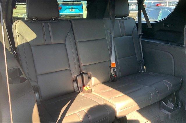 2022 Chevrolet Suburban Vehicle Photo in KANSAS CITY, MO 64114-4502