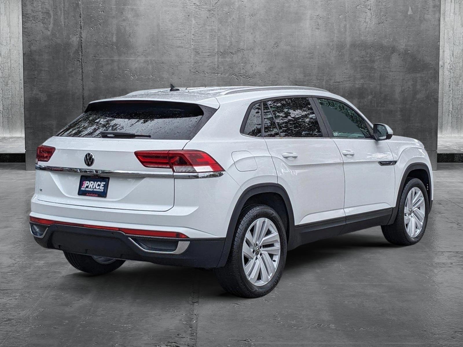 2023 Volkswagen Atlas Cross Sport Vehicle Photo in Tampa, FL 33614