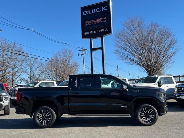 2025 GMC Sierra 1500 Vehicle Photo in LOWELL, MA 01852-4336