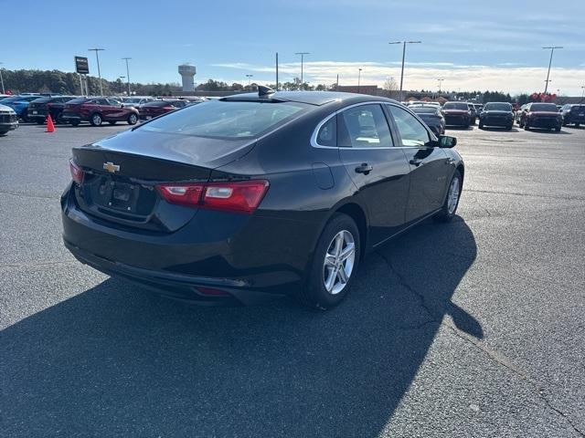 2020 Chevrolet Malibu Vehicle Photo in LEWES, DE 19958-4935