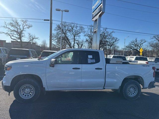 2023 Chevrolet Silverado 1500 Vehicle Photo in SAUK CITY, WI 53583-1301