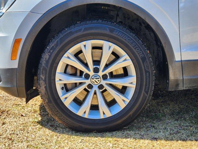 2018 Volkswagen Tiguan Vehicle Photo in DALLAS, TX 75209