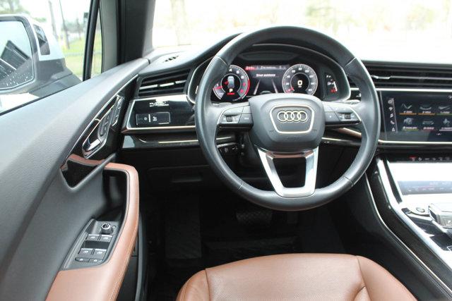 2022 Audi Q7 Vehicle Photo in HOUSTON, TX 77090