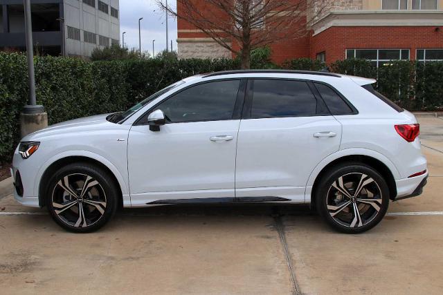 2024 Audi Q3 Vehicle Photo in SUGAR LAND, TX 77478