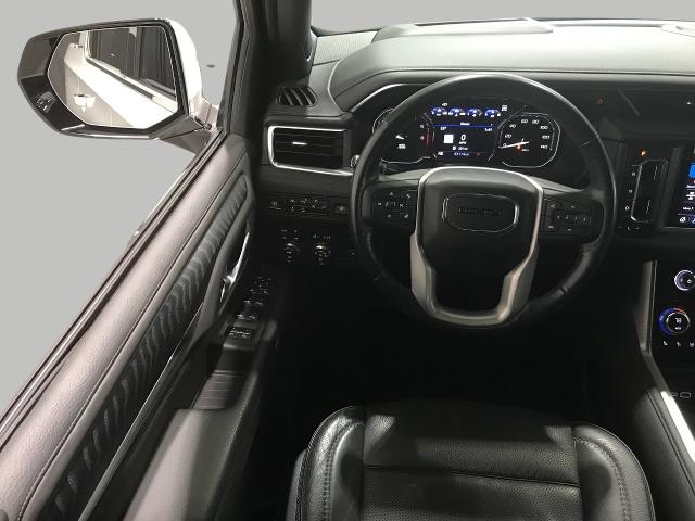 2021 GMC Yukon XL Vehicle Photo in GREEN BAY, WI 54303-3330