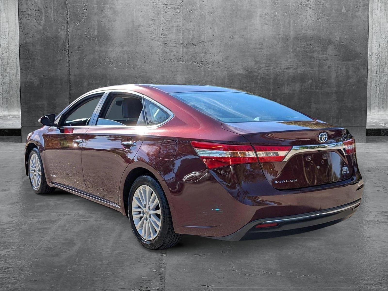 2014 Toyota Avalon Hybrid Vehicle Photo in West Palm Beach, FL 33417