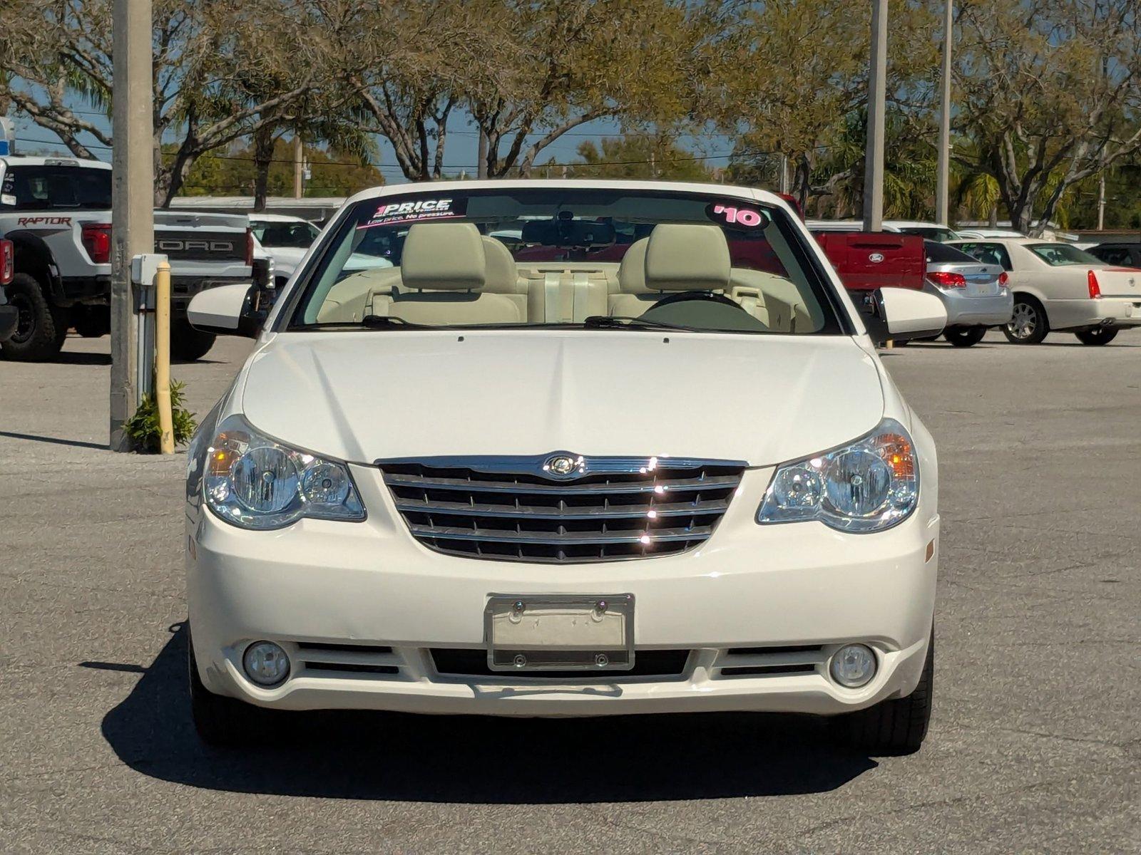 2010 Chrysler Sebring Vehicle Photo in St. Petersburg, FL 33713