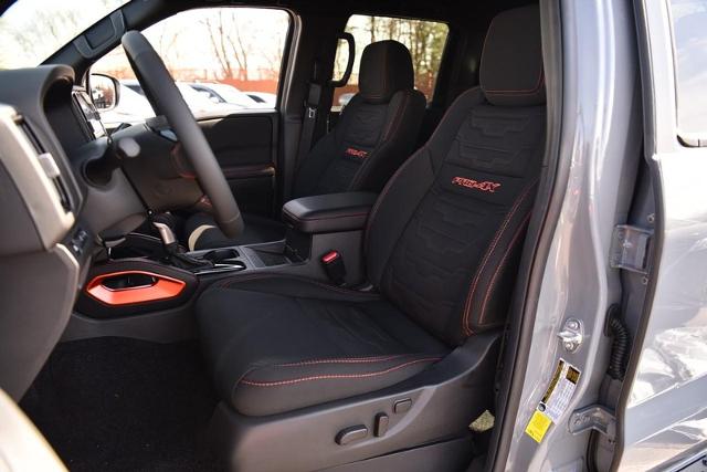 2025 Nissan Frontier Vehicle Photo in Ballwin, MO 63011