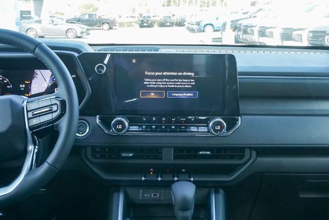 2025 Chevrolet Colorado Vehicle Photo in VENTURA, CA 93003-8585