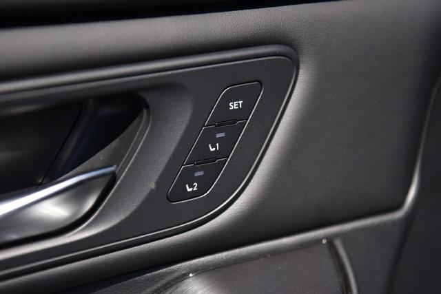 2025 Nissan Rogue Vehicle Photo in Ballwin, MO 63011