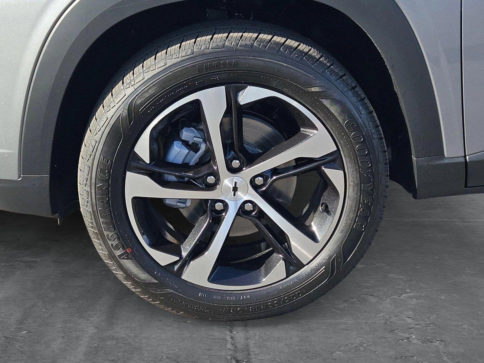 2025 Chevrolet Trax Vehicle Photo in MESA, AZ 85206-4395