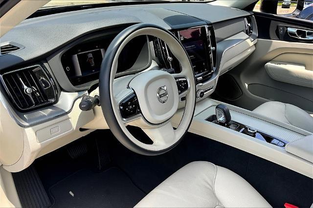 2025 Volvo XC60 Vehicle Photo in Houston, TX 77007