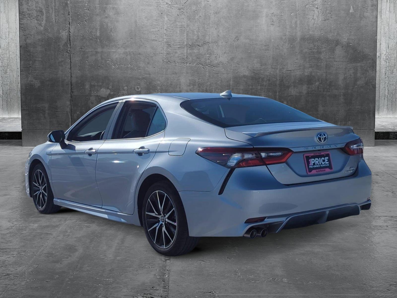 2021 Toyota Camry Vehicle Photo in Ft. Myers, FL 33907
