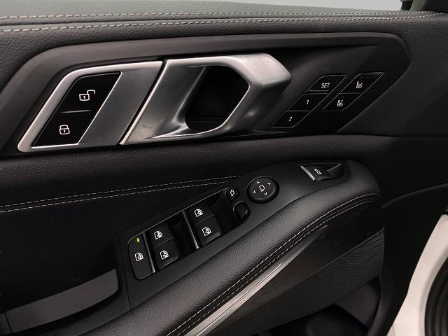 2022 BMW X5 xDrive40i Vehicle Photo in Appleton, WI 54913