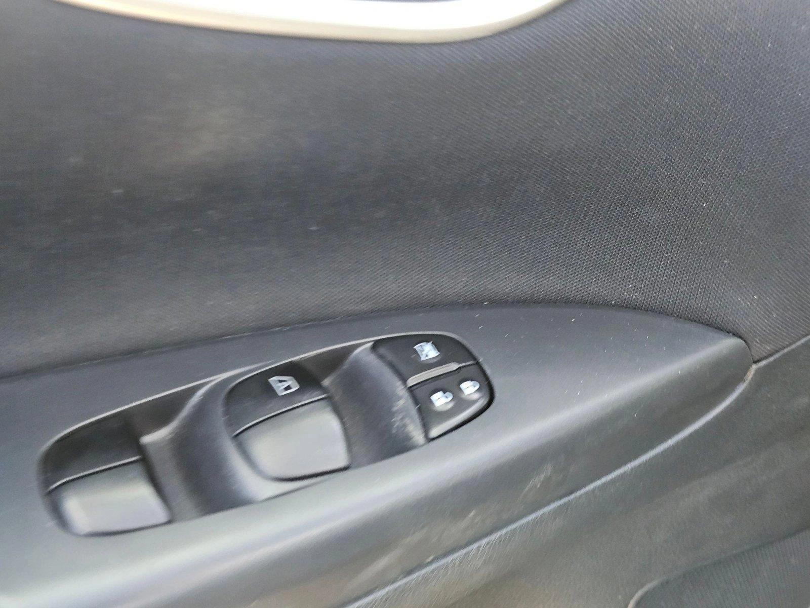 2015 Nissan Sentra Vehicle Photo in GREENACRES, FL 33463-3207