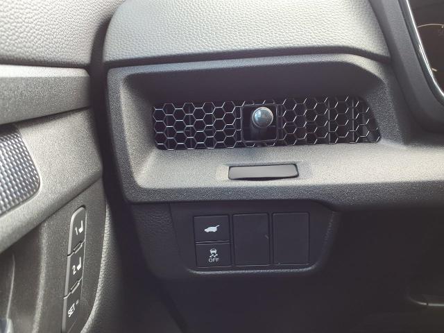 2025 Honda CR-V Hybrid Vehicle Photo in Oshkosh, WI 54904