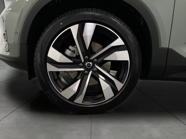 2025 Volvo XC40 Vehicle Photo in Appleton, WI 54913