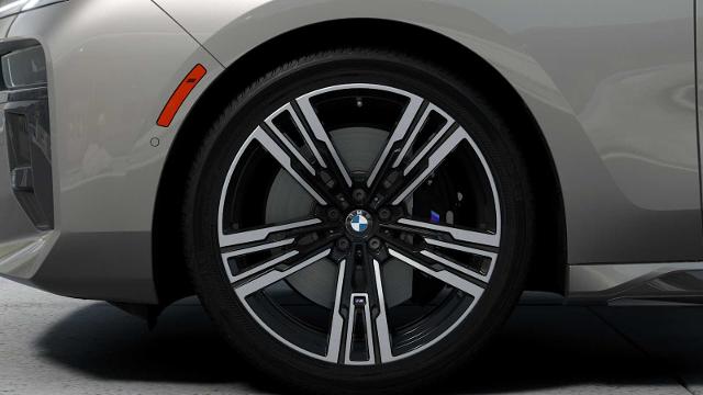 2025 BMW 740i Vehicle Photo in GRAPEVINE, TX 76051