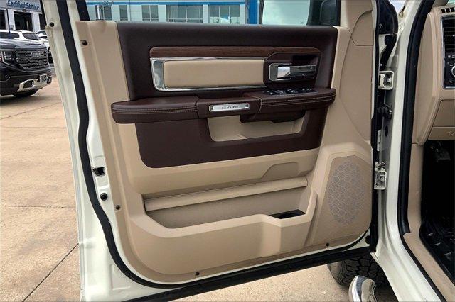 2017 Ram 1500 Vehicle Photo in TOPEKA, KS 66609-0000