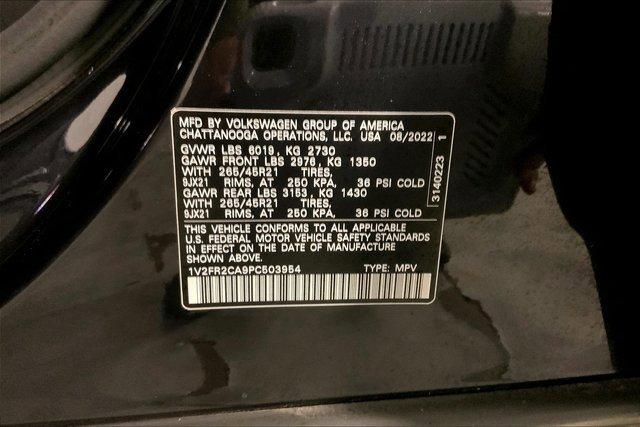 2023 Volkswagen Atlas Vehicle Photo in KANSAS CITY, MO 64114-4502