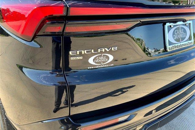 2025 Buick Enclave Vehicle Photo in TOPEKA, KS 66609-0000