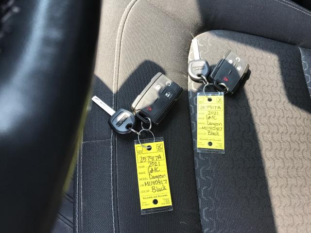 2021 GMC Canyon Vehicle Photo in GREEN BAY, WI 54303-3330